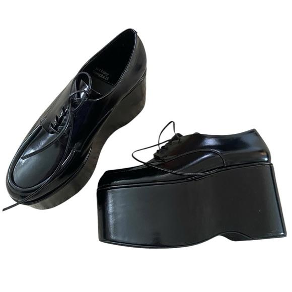 Jeffrey Campbell Glossy Black Platform Derbys - Picture 2 of 11